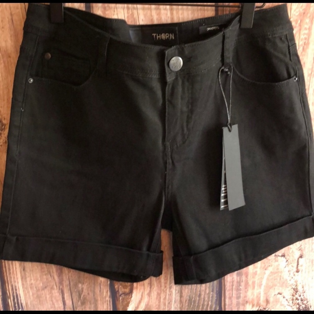 NWT Thorn Rocker Chic Black Shorts